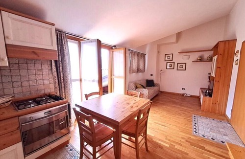 Chiesa in Valmalenco Apartment | Bright one-bedroom apartment with panoramic view terrace