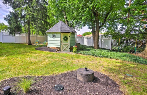 Parma Cottage | Bright Parma Home w/Outdoor Space < 10 Mi to Dtwn