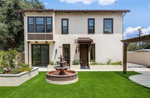 Mid Central House | Bright Pasadena Getaway w Patio & Near Old Town