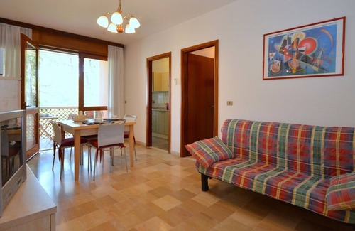 Bibione Lido del Sole Apartment | Bright penthouse apartment in a lovely seafront building