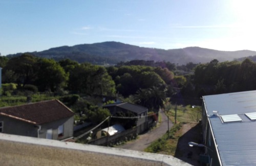 O Rosal Apartment | Bright penthouse in El Baixo Miño