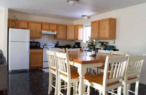 Marquette House | Bright & Private Home ~ Close To Downtown MQT