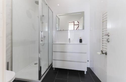 Misericordia Apartment | Bright Santa Catarina by Homing