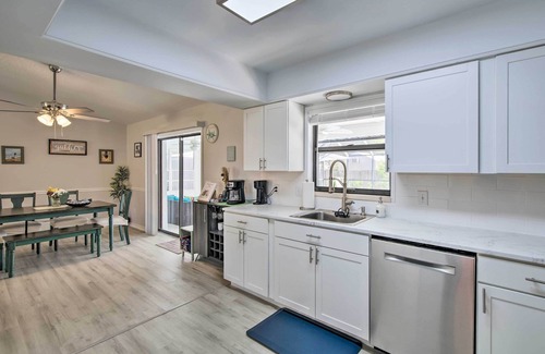 Sebastian Highlands Cottage | Bright Sebastian Home w/Pool ~ 7 Mi to Beach!