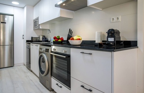 Collblanc y La Torrassa Apartment | Bright & stylish apartment in Hospitalet