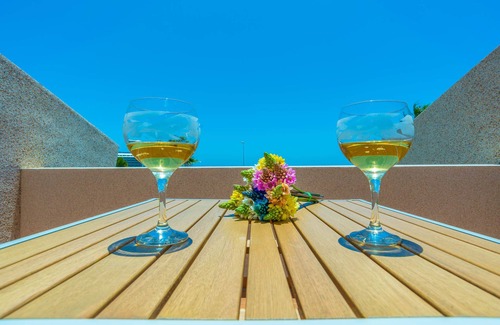 El Medano House | Bright townhouse facing the sea