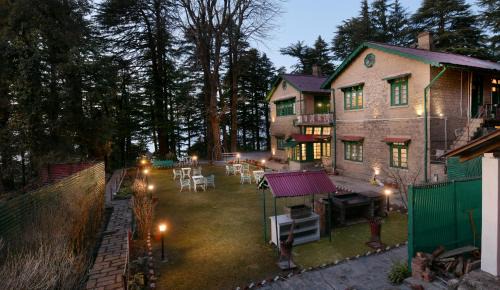 Dalhousie Hotel | Brij Villa, Dalhousie - A Colonial Luxury Retreat