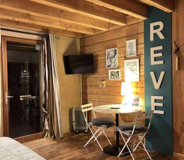 Vallon-Pont-d'Arc Bed & Breakfast | Brindepaille