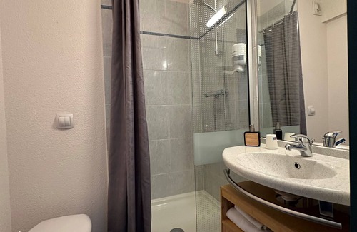 Distre Hotel | Brit Hotel Saumur