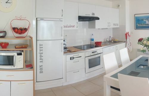 Trebeurden Apartment | Brittany Trébeurden Residential flat directly on the beach