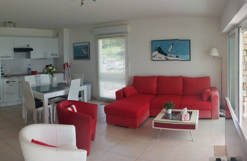 Trebeurden Apartment | Brittany Trébeurden Residential flat directly on the beach
