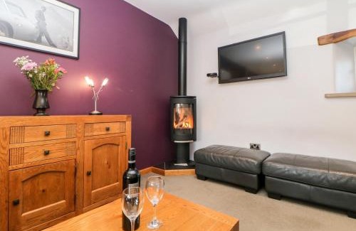 Millers Dale House | Broadway Barn