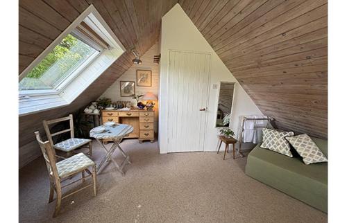 Petworth Bed & Breakfast | Brook Barn