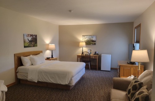 Syracuse Hotel | Brook Pointe Inn