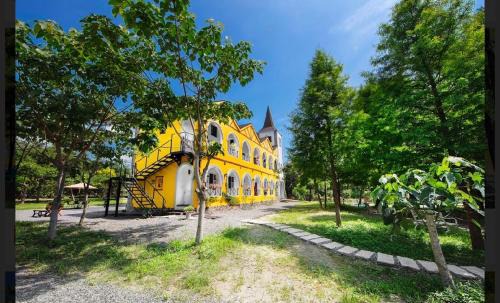 Yuanshan House | Brookburg