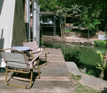 Khanong Phra House | Brookhouse & Glamping