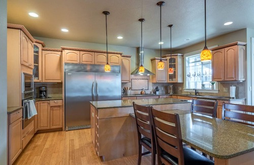 Hillsboro House | Brookwood Manor (5 Bedroom, 14 Guests)