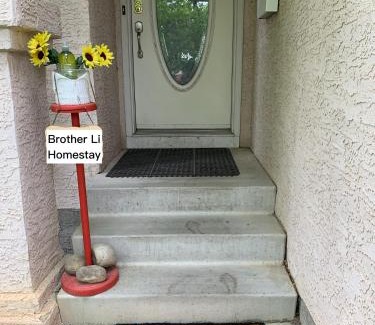 Hawkwood House | Brother Li Homestay