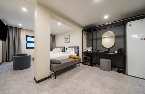 Buk-gu Hotel | Brown Dot Busan Hwamyeong