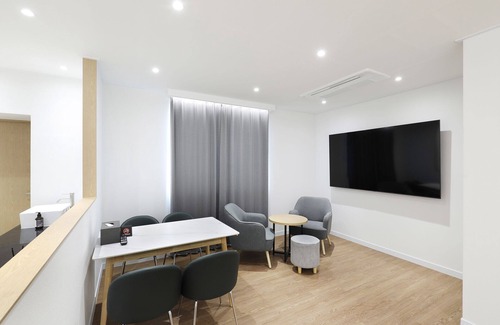 Hongseong-gun Hotel | Brown Dot Hotel Hongseong Naepo