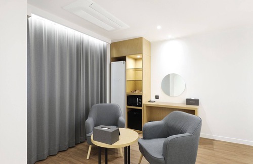 Hongseong-gun Hotel | Brown Dot Hotel Hongseong Naepo