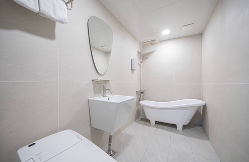 Buk-gu Hotel | Brown Dot Hotel Sinan