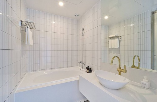 Gangseo District Resort | Browndot Busan Newport Signature