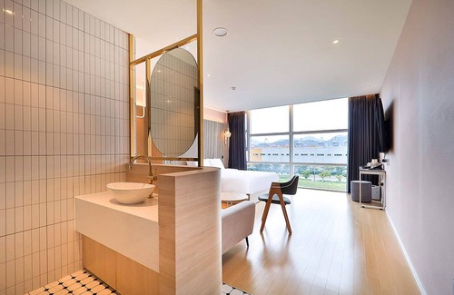 Gangseo District Resort | Browndot Busan Newport Signature
