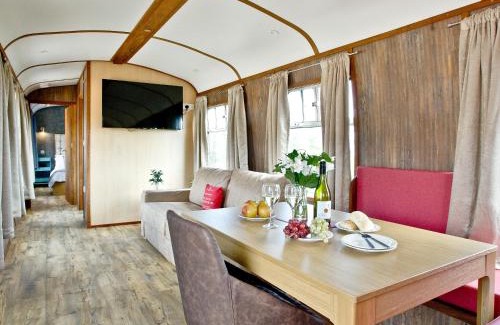 Dawlish Warren Cabin | Brunel Boutique Railway Carriage 3