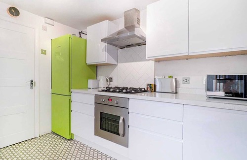 Hove Apartment | Brunswick Retreat - by Brighton Holiday Lets