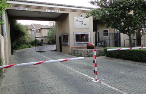 Greater Johannesburg Metropolitan Area Apartment | Bryan Brook