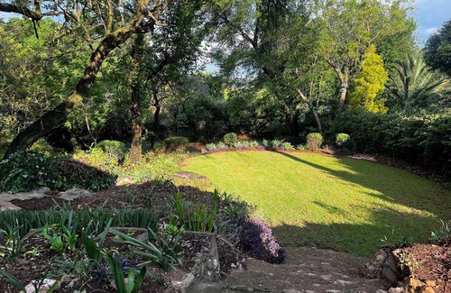 Greater Johannesburg Metropolitan Area Villa | Bryanston Luxurious 4-Bed Villa