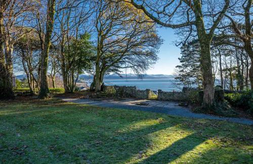 Criccieth House | Bryn-Hir-Mawr