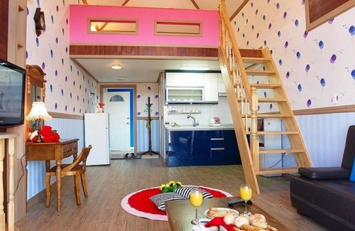 Byeonsan House | Buan Blue Pension