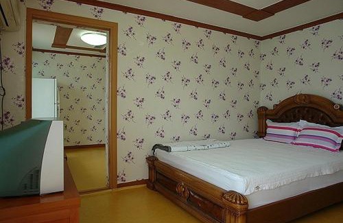 Byeonsan House | Buan Byeonsanbando Haejoeum Pension