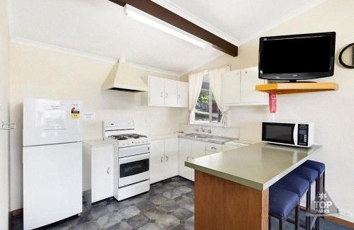 Buckenderra Hotel | Buckenderra Holiday Village