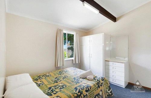 Buckenderra Hotel | Buckenderra Holiday Village