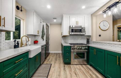 Pine Valley House | Buckthorn Beauty