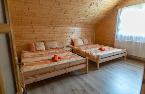 Joseni House | Bucsin Kulcsosház