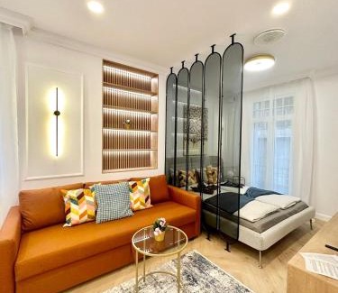 Vizivaros Apartment | Buda Mini Suite I HillCharm