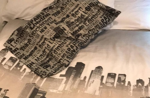 Maspalomas Apartment | Budget single room with share bath