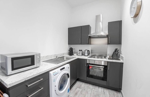 Brierley Hill Apartment | Budget 1BED in Dudley