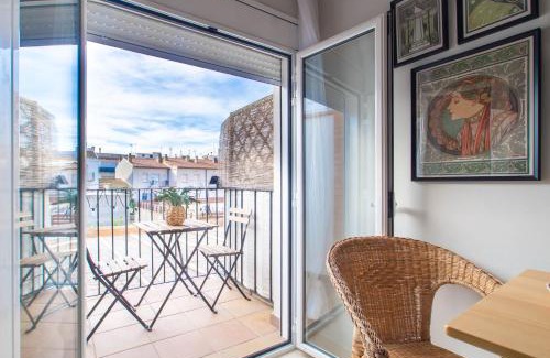 Sant Antoni de Calonge Apartment | Budget Beach Studio 22