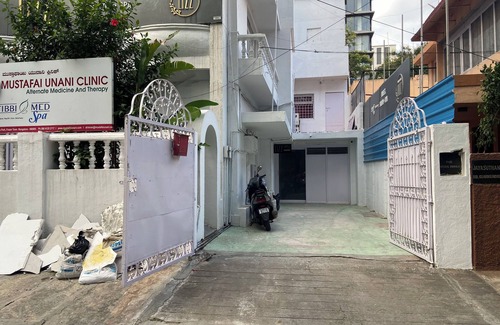 Bengaluru House | Budget-friendly Backpacker's Inn, Dorm-style Co-living in Central Bangalore