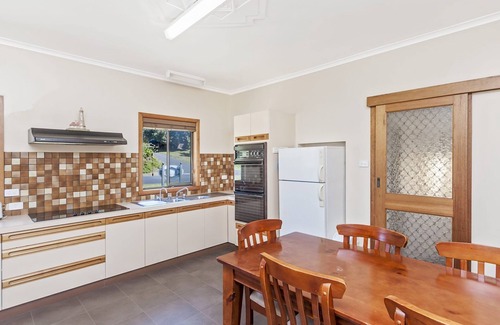 Port Fairy House | Budget friendly family home in South Beach