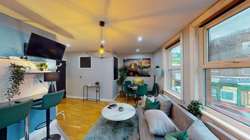 Greenwich West Apartment | Budget Friendly One Bed Flat in Greenwich