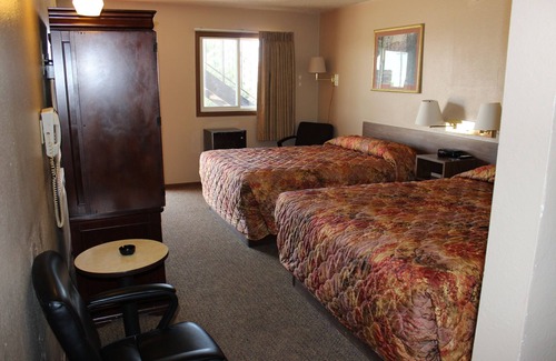 Northeast Entrance Badlands Hotel | Budget Host Sundowner Motor Inn