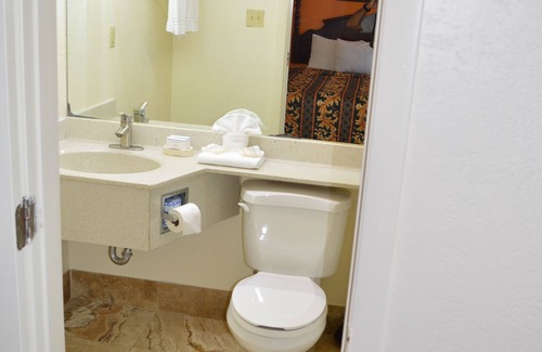 Winkler Hotel | Budget Inn - Ft Myers