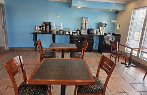 Moody Hotel | Budgetel Inn & Suites