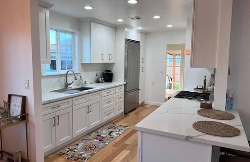 Northwest Anaheim House | Buena Park Modern Home/Knott's/Disney/Beachnn